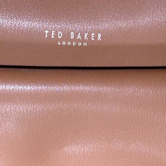 Ted Baker London Tan Hobo Bag w/Buckle Accent Approx. 14” x 11” x 3” EUC - Picture 4 of 14